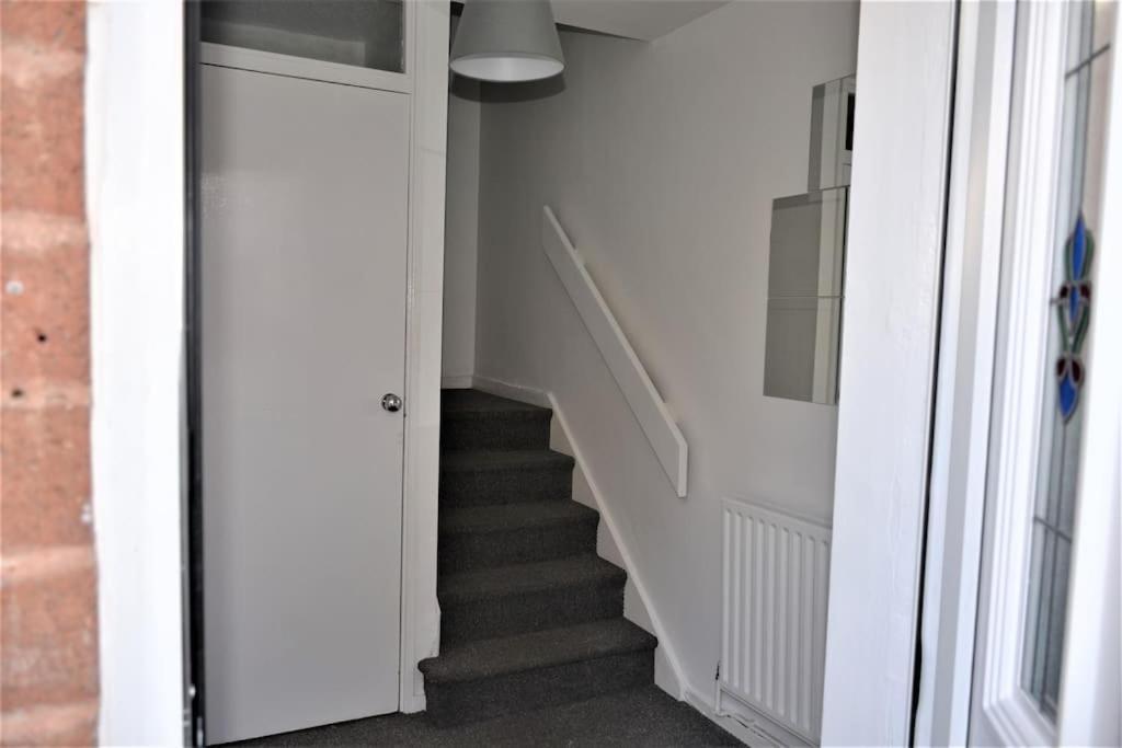 London Zone 2, 2 Bedroom House Екстериор снимка